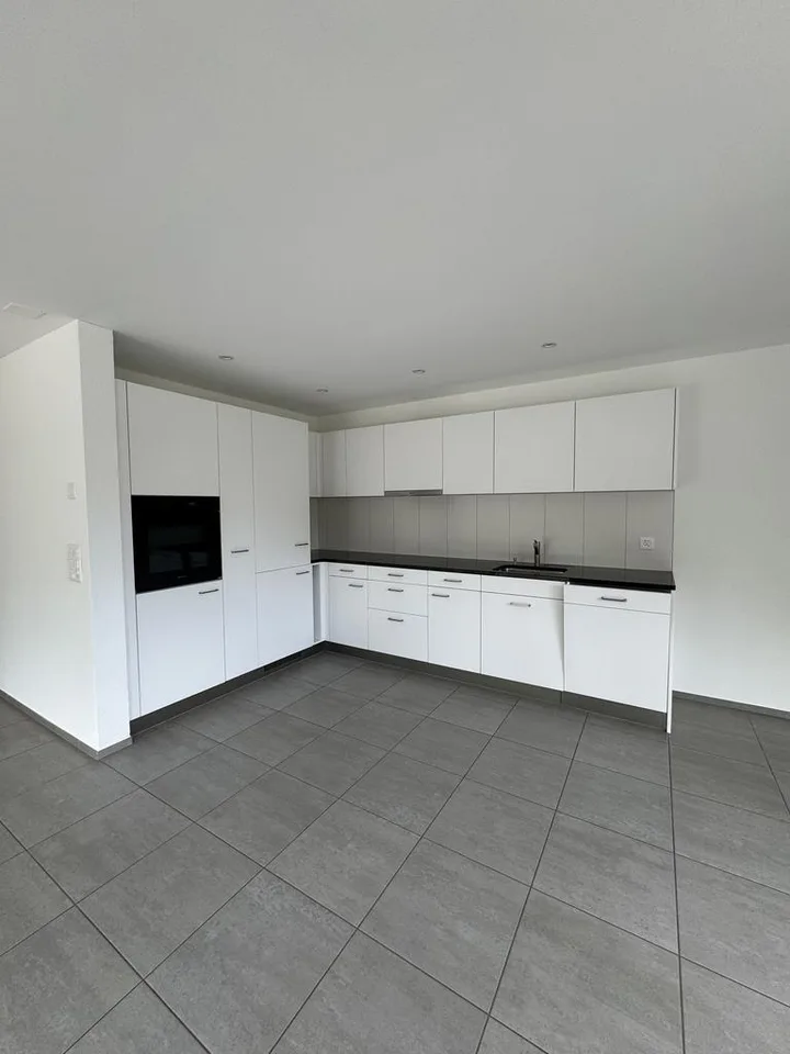 Moderne 3.5-Zimmer-Wohnung in Weiach