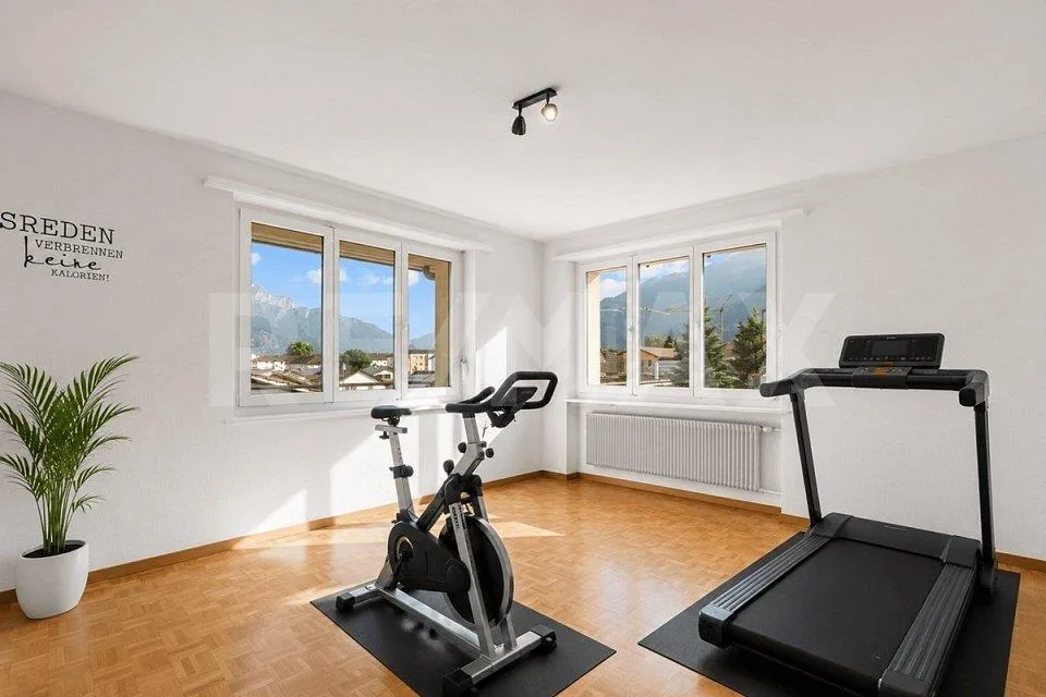 Comfort di vita con vista - appartamento di 4 ½ locali in mansarda in una casa di tre famiglie ben curata