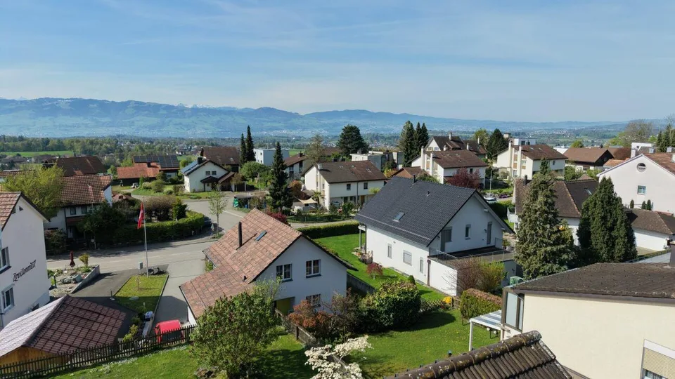 Ihr neues Zuhause: Freistehendes Einfamilienhaus mit traumhaftem Ga...