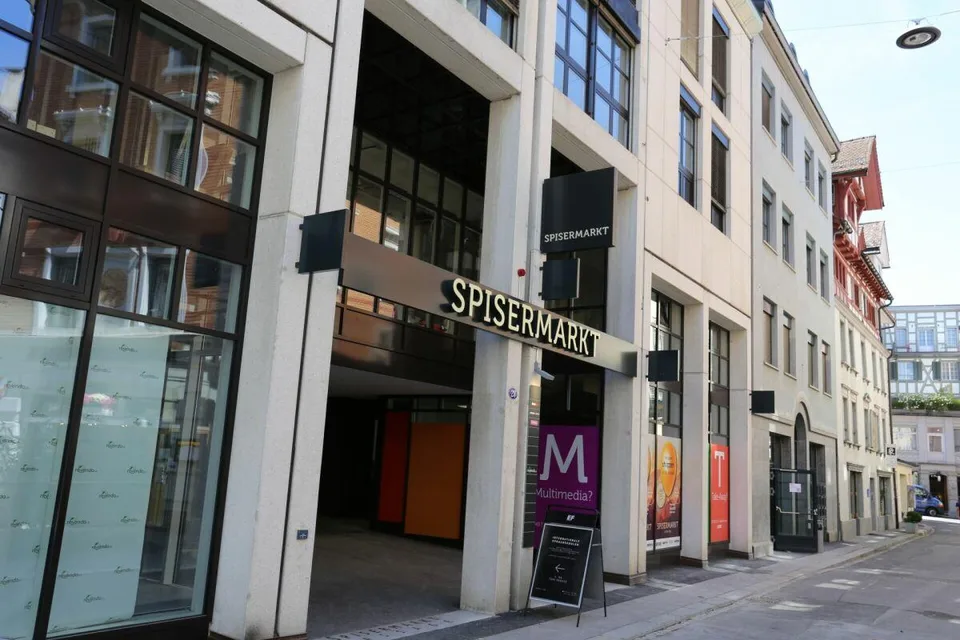 Helle 5.5 Zimmer Maisonette Wohnung mitten in der Stadt - befristet...