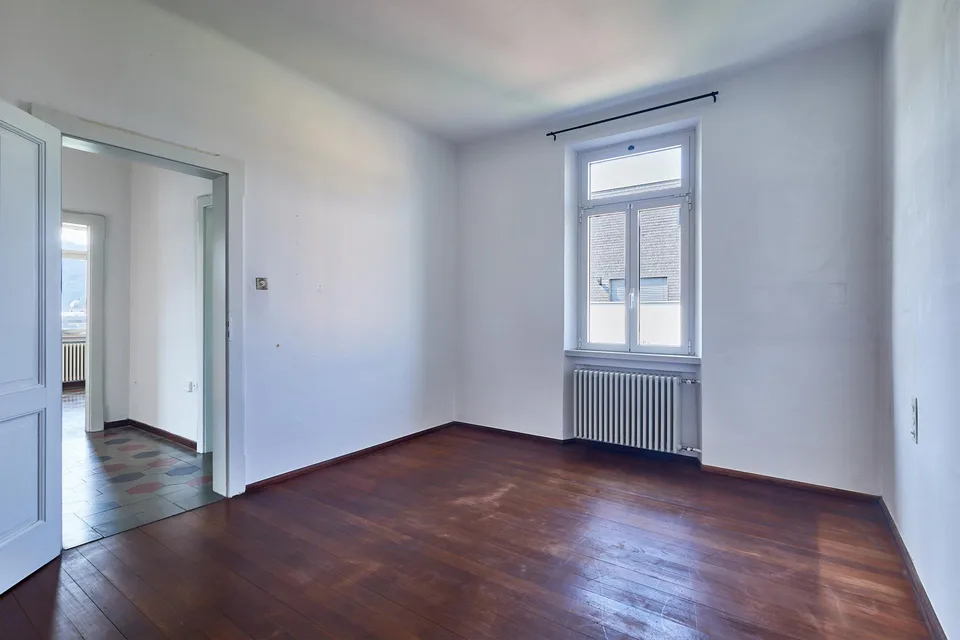 Liberty-style villa with garden and three residential units - ideal also as an investment – photo 7 of 17