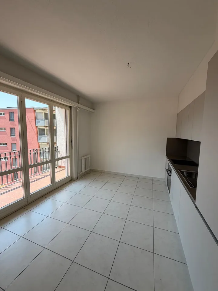 Appartement mit Balkon und Bergblick