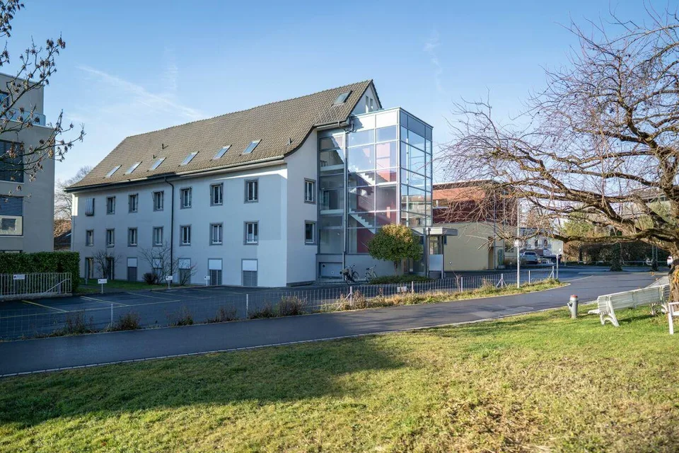 Gewerbeliegenschaft inkl. modernem Wohnen im Loftstyle