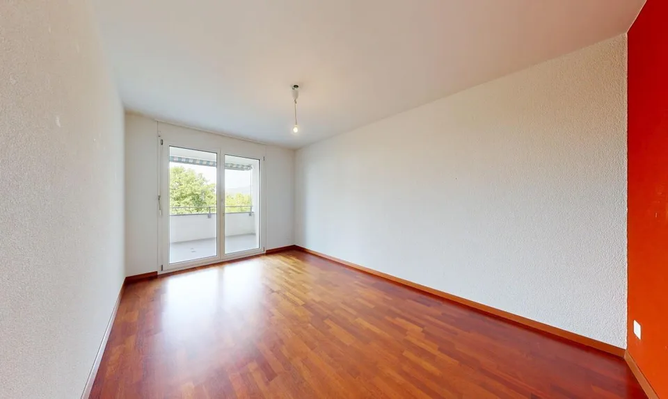 Ampio e luminoso appartamento con vista panoramica a Ipsach