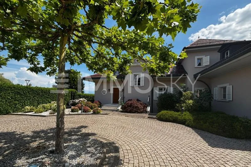Im Herzen von Mont-sur-Rolle: Ausnahmehaus