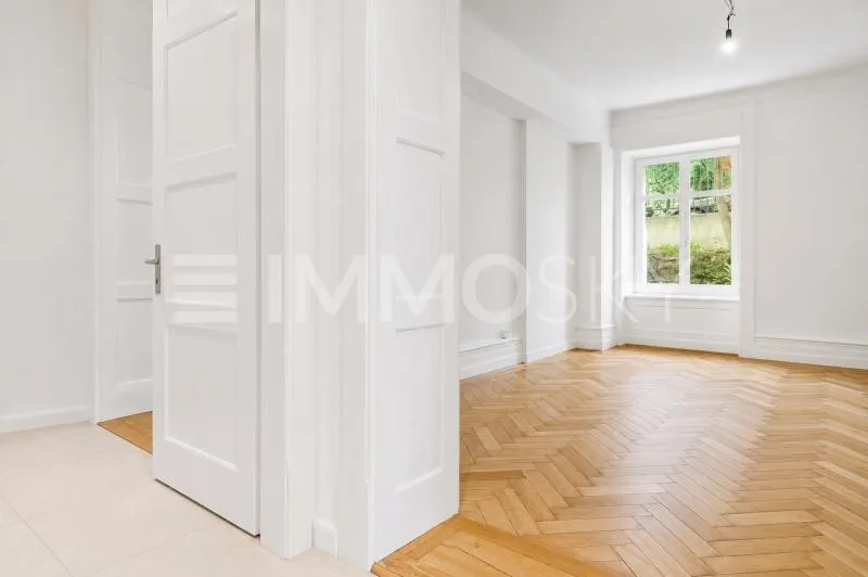 *RESERVIERT*