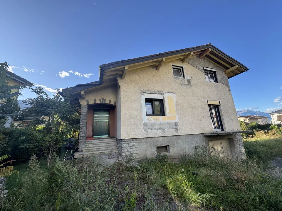 Spacieuse maison individuelle à Leytron
