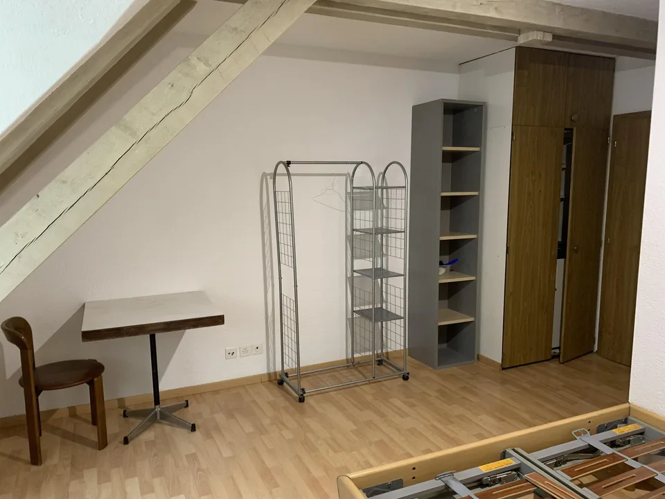 Möbliertes Studio