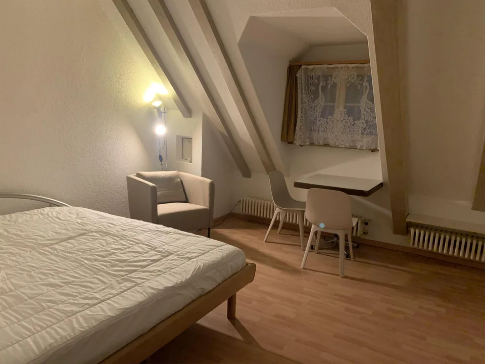 Möbliertes Studio