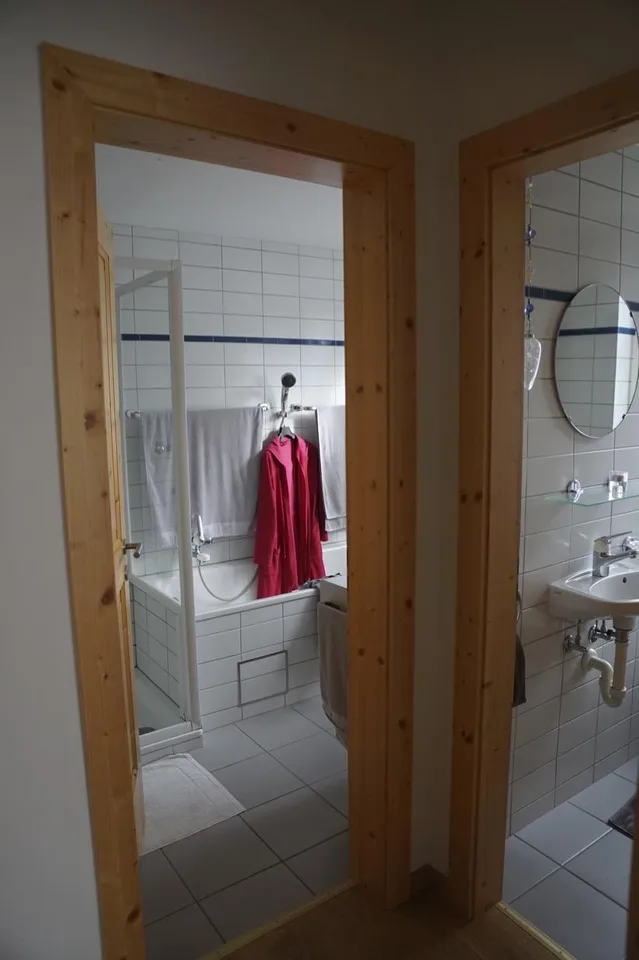 Charmante 4-Zimmer-Wohnung mit Balkon in Riehen