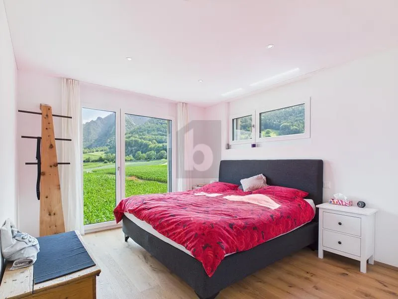 MODERN, HOCHWERTIG UND ZUM WOHLFÜHLEN