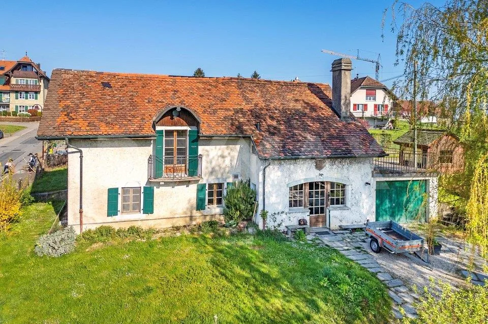 Maison de 1750 : cadre  bucolique et apaisant,  à rénover
