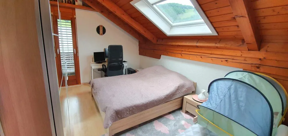 Frisch renovierte 2.5-Zimmer-Dachwohnung in Rüthi SG