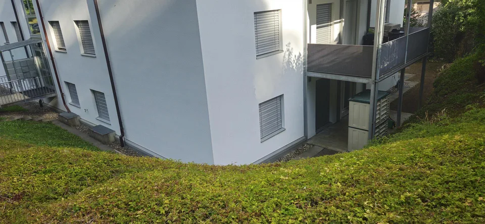 Lichtdurchflutetes Wohnglück – Moderne 4.5-Zimmer-Gartenwohnung