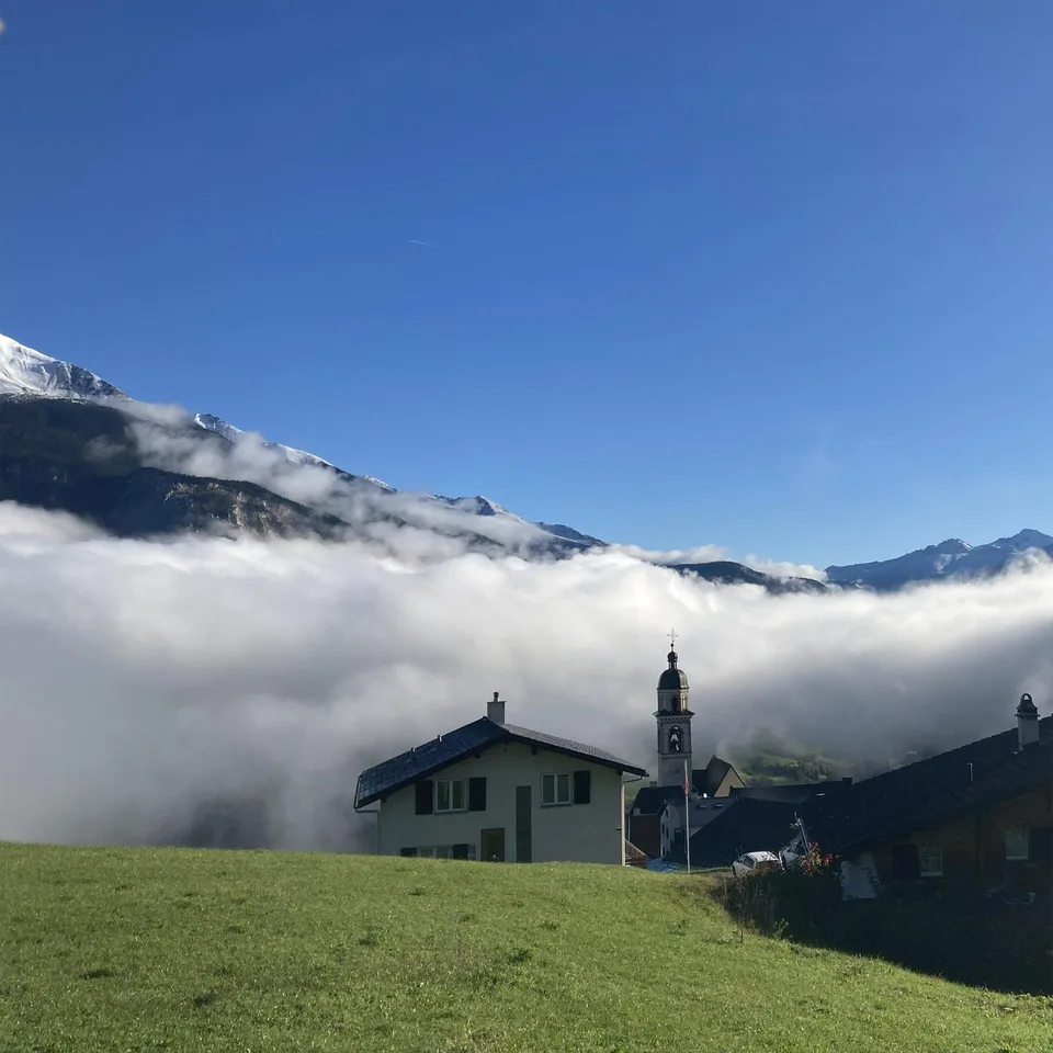 556 m² Bauland für einen Erstwohnsitz an sonniger Hanglage in Mon