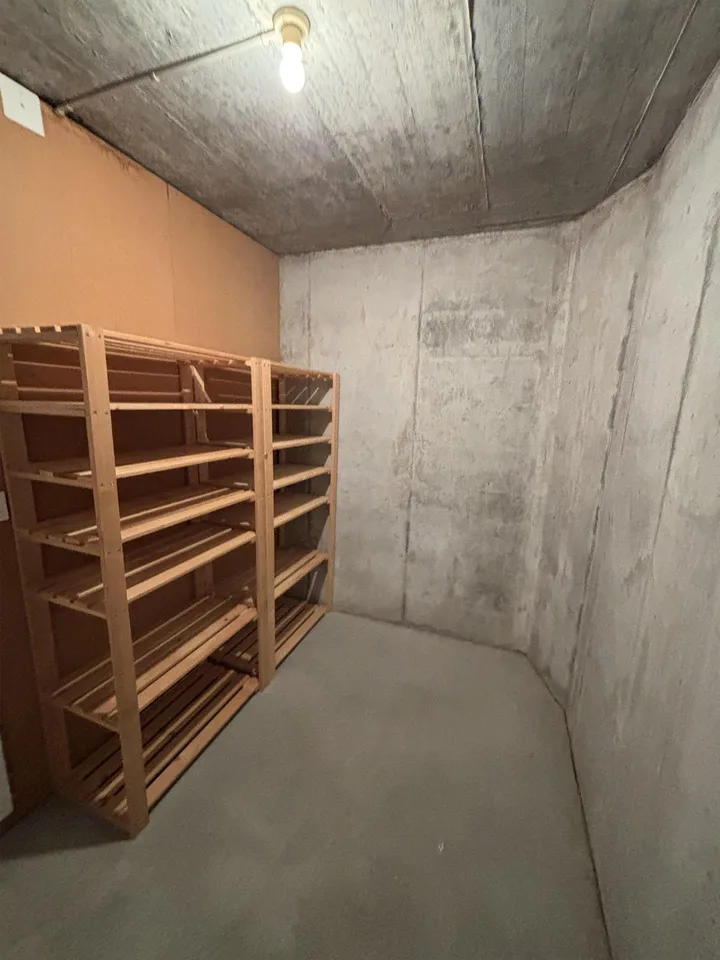 3 1/2-Zimmer Wohnung Untergeschoss