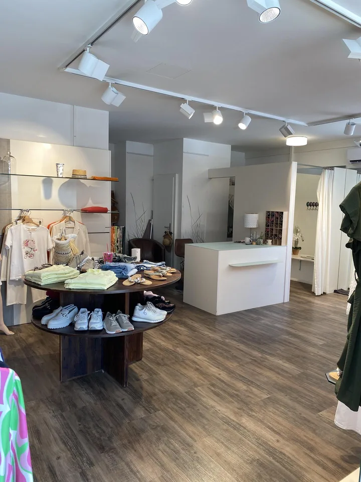 Schmuckes Ladenlokal 46m2 plus 14m2 Büro/Lager