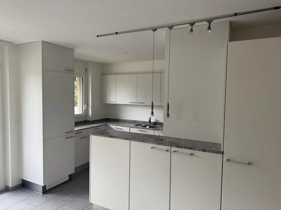 4.5 Zimmer Etagenwohnung mit grossem Balkon, zentrumsnahe Lage