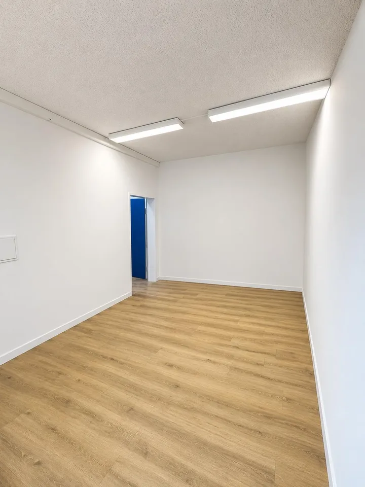 Arbeiten in heller Atmosphäre – Bürofläche mit Top-Anbindung
