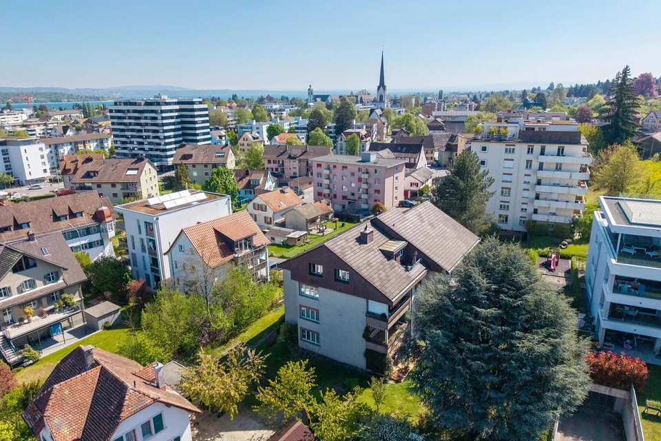 Charmante 4.5 Zimmer Wohnung mit viel Potenzial- ruhig und zentral ...