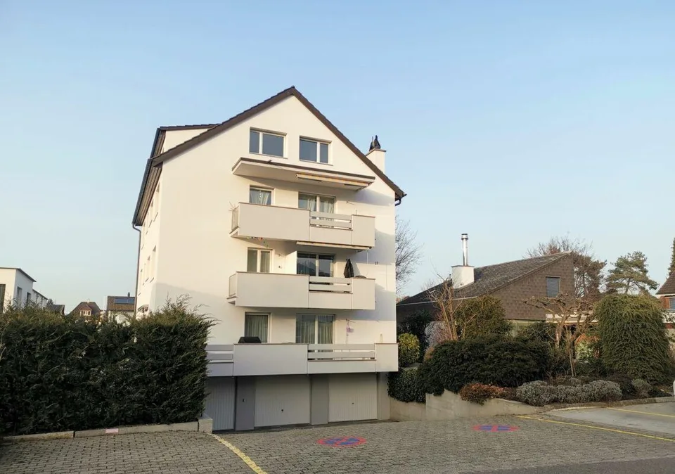 Aussenparkplatz in Pratteln