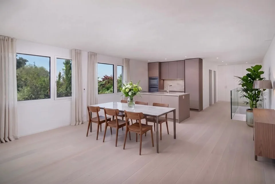 Nuovo Edificio Im Mettlen: Prima Occupazione dell'Appartamento Duplex Giardino 4,5 Locali
