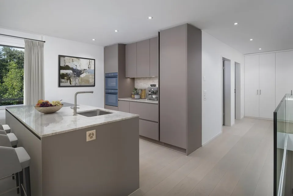 Nuovo Edificio Im Mettlen: Prima Occupazione dell'Appartamento Duplex Giardino 4,5 Locali