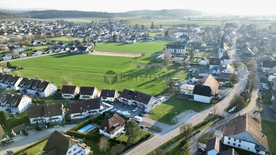Frisch renoviertes Familienidyll mit Garten und Spielparadies im Da...
