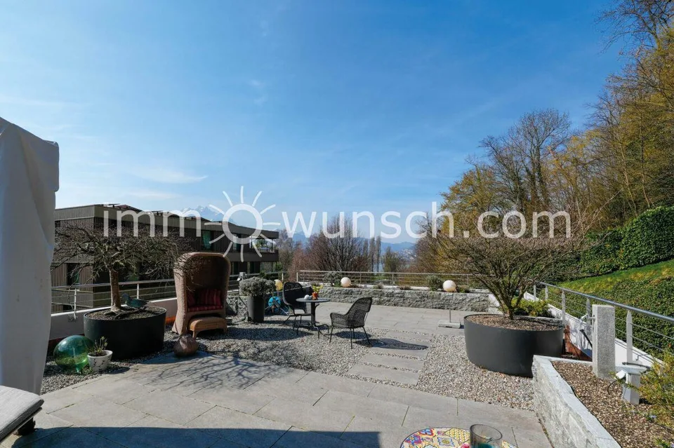 Bijou 3 ½ Zi. Eigentumswohnung in Luzern, mit Wintergarten und gros...