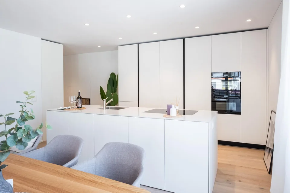 Letzte Chance – exklusive 3.5-Zimmer-Gartenwohnung in Merlischachen!