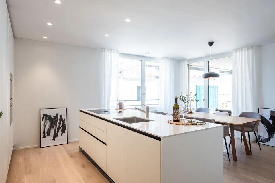 Letzte Chance – exklusive 3.5-Zimmer-Gartenwohnung in Merlischachen!