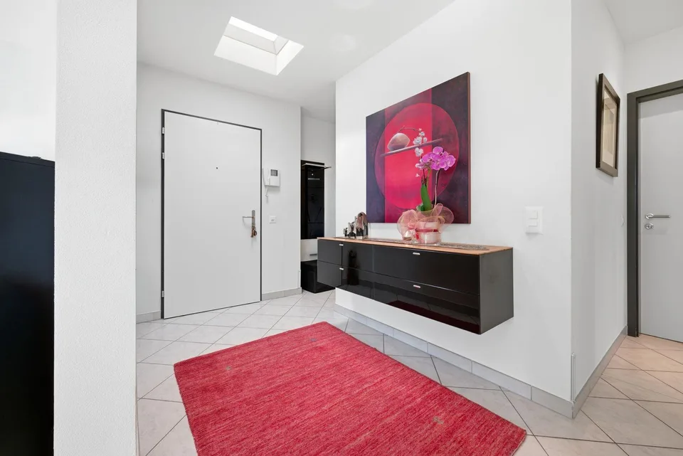Appartamento 5,5 locali con vista sul verde | 5.5-Zimmer-Wohnung mi...