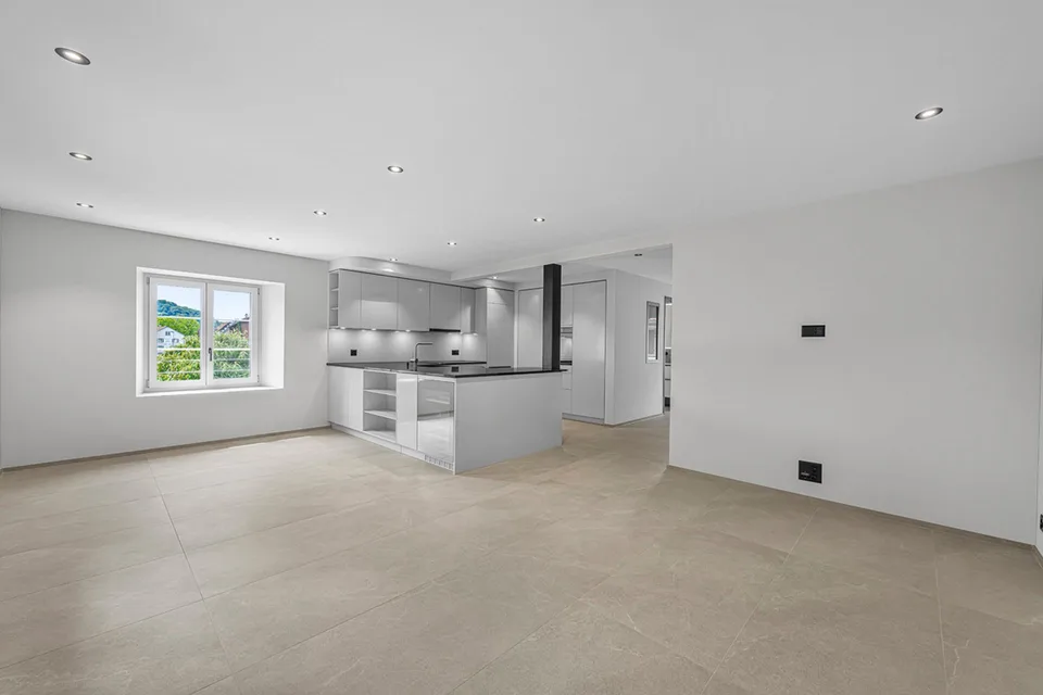 Exklusive 4.5 Zimmer Wohnung
