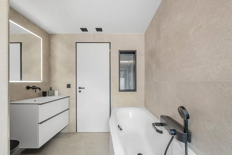 Exklusive 4.5 Zimmer Wohnung