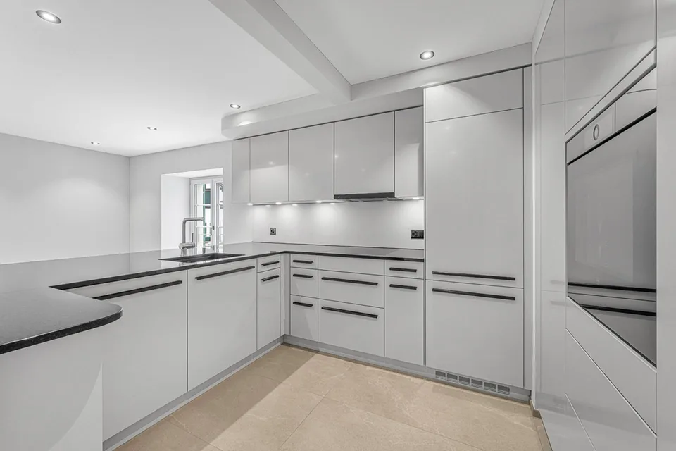 Exklusive 4.5 Zimmer Wohnung