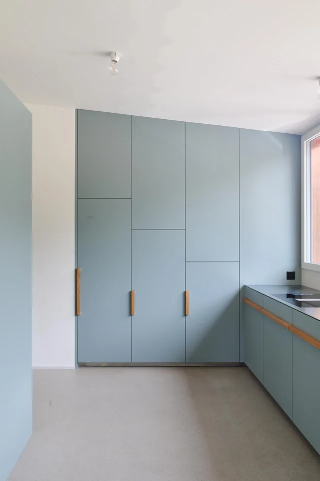 Exklusive 3.5-Zimmer-Wohnung mit privatem Garten und Weitsicht