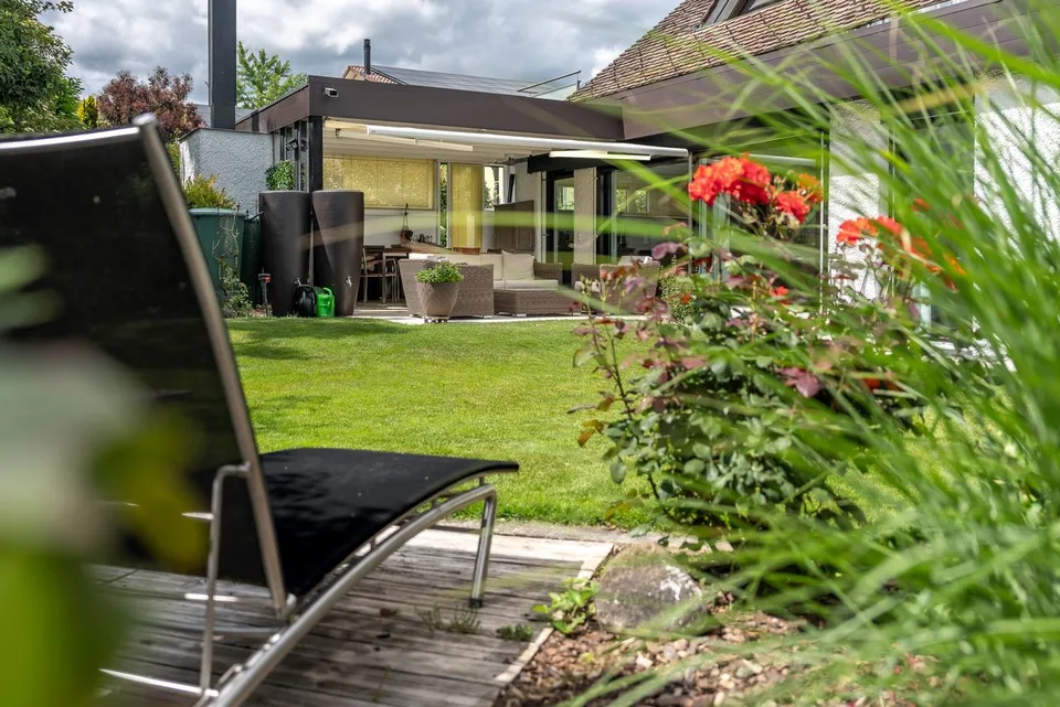exklusive 4.5 - 5.5 Zimmer Architekten-Villa mit Alpenpanorama