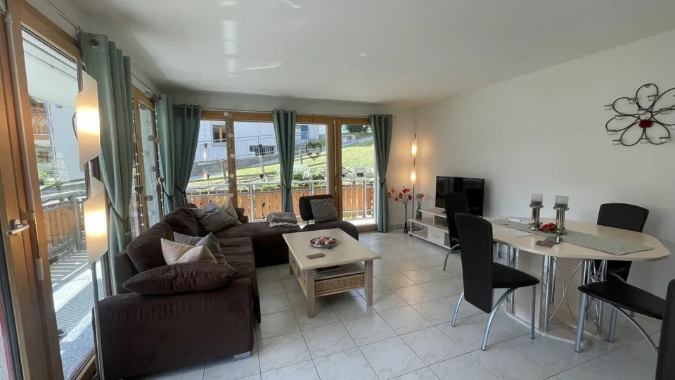 Snowfun B appartamento giardino 3.5 camere a 150 metri da Staffelwald, Ski-Lift. Ski in ski out.