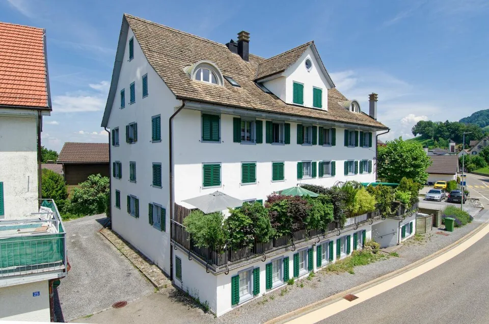 Appartement 3,5 pièces : vivre avec du caractère et du charme dans une maison historique