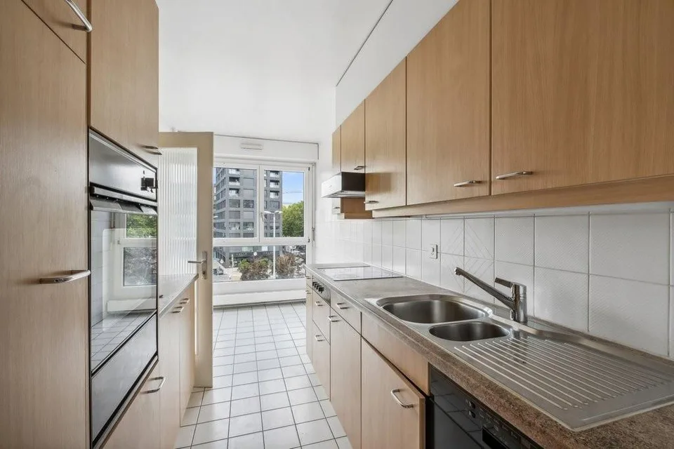 Bel appartement avec 2 chambres dans le quartier des Charmilles