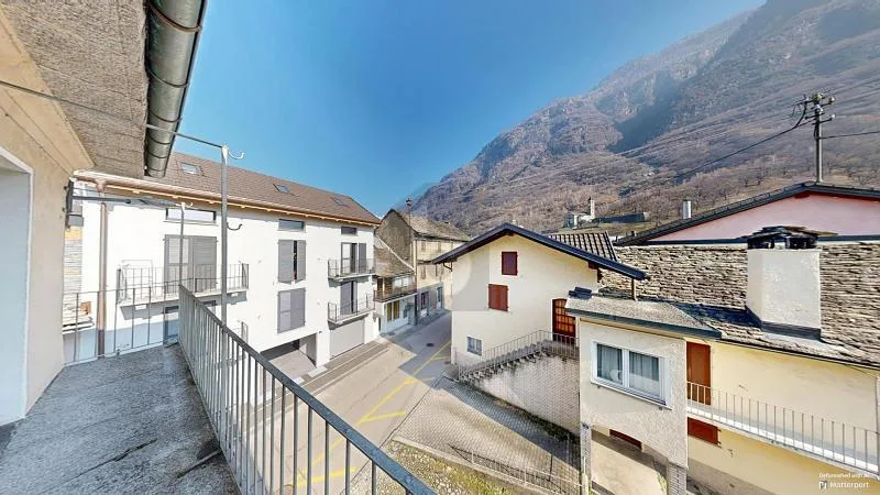 SPAZIOSA E SOLEGGIATA IN POSIZIONE CENTRALE