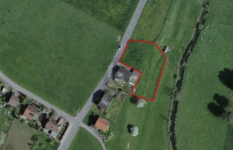 GROSSZÜGIGES BAUPARADIES MIT VIEL FREIRAUM