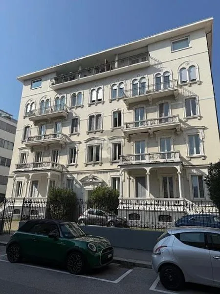 PRESTIGIOSO PALAZZO NEL CUORE DI LUGANO