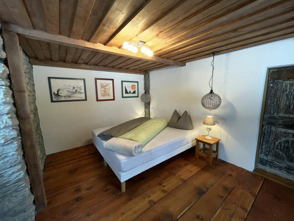 Im Zentrum von Saas-Fee luxuriöse Maisonettewohnung. – Foto 6 von 14