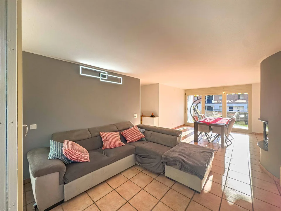 Casa gemella con giardino ad Arzo