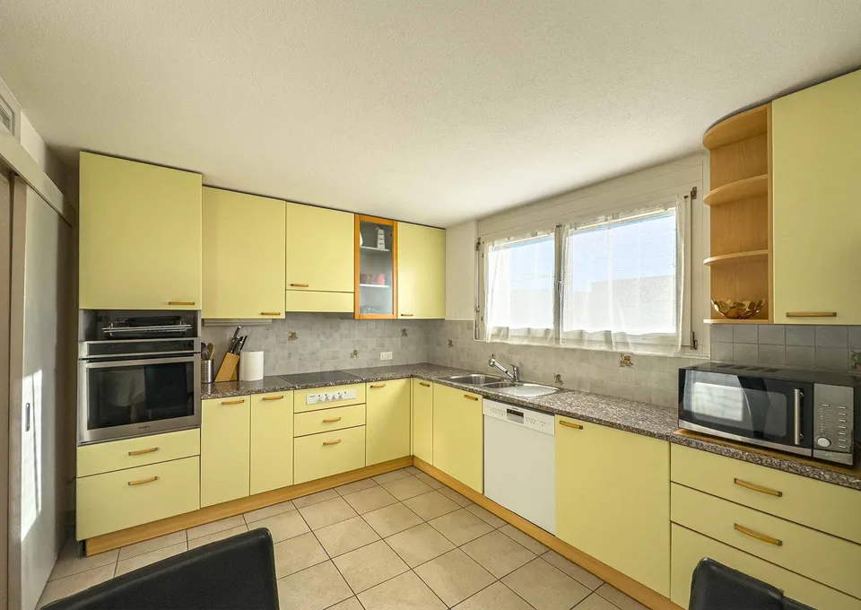 Casa gemella con giardino ad Arzo