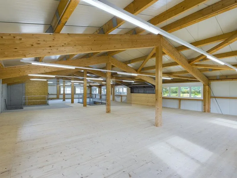 NEUBAU FÜR MASSGESCHNEIDERTE BEDÜRFNISSE