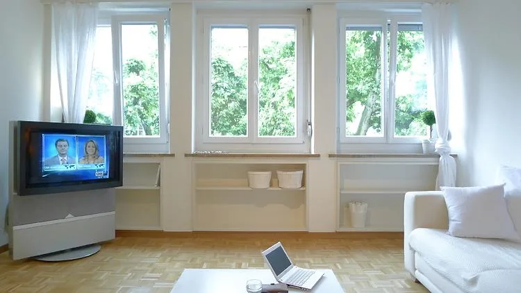 2 ZI-WOHNUNG IN ZÜRICH - KREIS 1 NIEDERDORF, MÖBLIERT