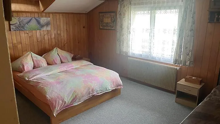 3 ZI-WOHNUNG IN REICHENBACH IM KANDERTAL (BE), MÖBLIERT, TEMPORÄR