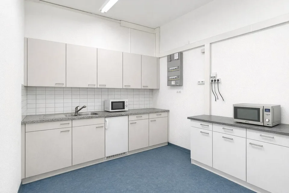 Produktions- und Lagerfläche mit Büro - Verkehrsanbindung in alle R... – foto 12 di 13